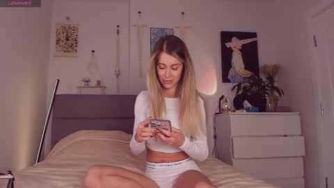 Snapshot of celin_summer chatting on 19, 3, 2026 Celin online show from 19, 3, 2026