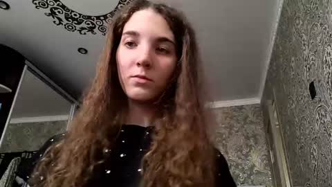 Elizabeth online show from 21, 6, 2026
