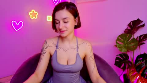 Snapshot of celine_dionn chatting on 12, 4, 2026 Celine online show from 12, 4, 2026