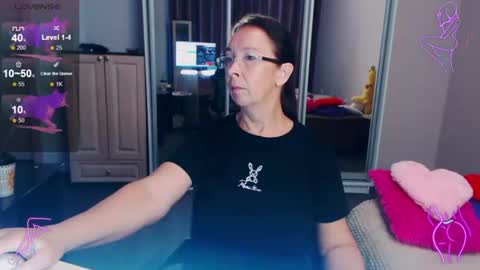 Snapshot of celine_faer1 chatting on 24, 6, 2026 Celine online show from 24, 6, 2026