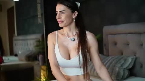 Snapshot of celineheaven chatting on 2, 7, 2026 Celine online show from 2, 7, 2026