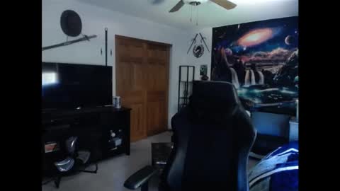 Snapshot of cessprinn chatting on 1, 10, 2025 Marie online show from 1, 10, 2025