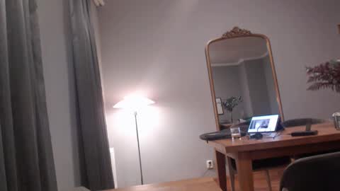 cfnmfriendly online show from 20, 12, 2024