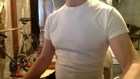 Snapshot of cfnmworkout1 chatting on 10, 1, 2025 cfnmworkout1 online show from 10, 1, 2025