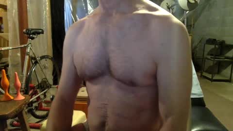Snapshot of cfnmworkout1 chatting on 20, 2, 2025 cfnmworkout1 online show from 20, 2, 2025