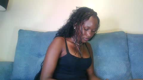 Snapshot of ch3rybery chatting on 7, 7, 2026 ch3rybery online show from 7, 7, 2026