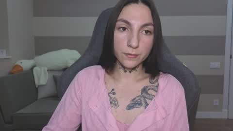 Snapshot of chabibiann chatting on 25, 11, 2025 Kate online show from 25, 11, 2025