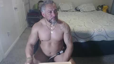 Snapshot of chacho1968 chatting on 14, 4, 2026 Chuck online show from 14, 4, 2026