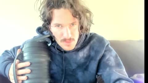 Snapshot of chadpowerz chatting on 1, 11, 2025 Lydong online show from 1, 11, 2025