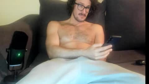 Snapshot of chadpowerz chatting on 23, 11, 2025 Lydong online show from 23, 11, 2025