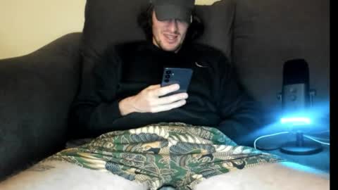 Snapshot of chadpowerz chatting on 4, 12, 2025 Lydong online show from 4, 12, 2025