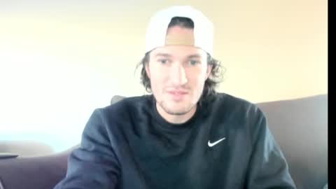 Snapshot of chadpowerz chatting on 4, 12, 2025 Lydong online show from 4, 12, 2025