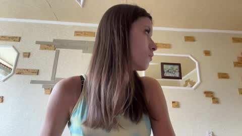 Snapshot of chaesoffel chatting on 9, 4, 2026 Luna online show from 9, 4, 2026