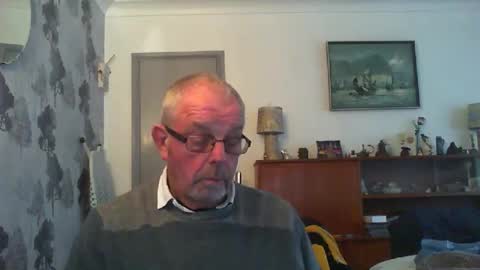 Snapshot of champers37 chatting on 5, 2, 2025 Champers online show from 5, 2, 2025