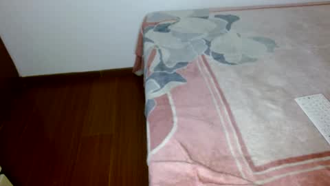 Snapshot of chanell_parisi chatting on 21, 2, 2025 chanell online show from 21, 2, 2025