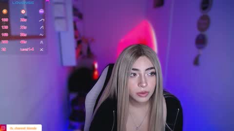 Snapshot of channel_blonde_a chatting on 12, 2, 2026 channel_blonde_a online show from 12, 2, 2026