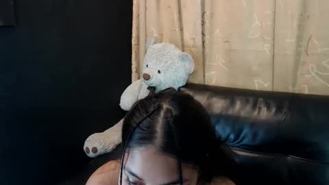 C H A N N E L online show from 10, 4, 2026