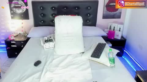 Snapshot of chantallripoll chatting on 20, 9, 2025  ALEXANDRA  online show from 20, 9, 2025