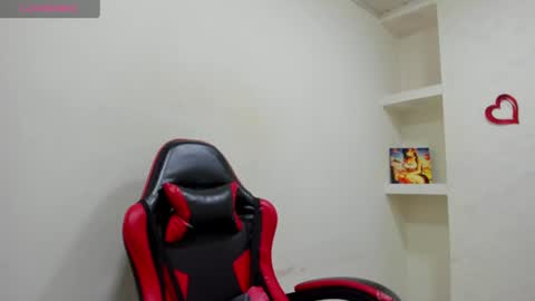    online show from 17, 7, 2026