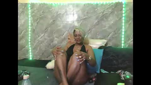Snapshot of chanz10172 chatting on 29, 9, 2025 Zaria Vixen online show from 29, 9, 2025