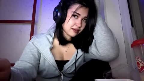 Lola online show from 15, 12, 2025