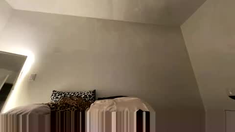 Snapshot of charismasweets chatting on 12, 9, 2025 charismasweets online show from 12, 9, 2025