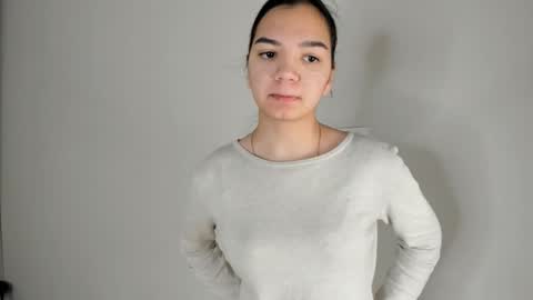 Snapshot of charitybergeaux chatting on 29, 11, 2025 MIchelle online show from 29, 11, 2025