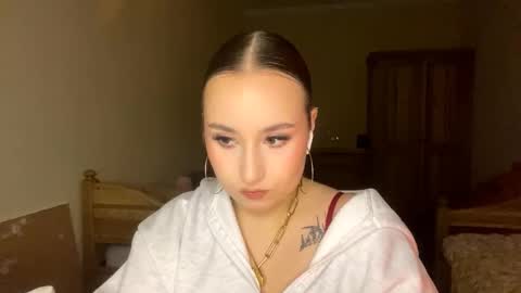 Trixie online show from 1, 12, 2025