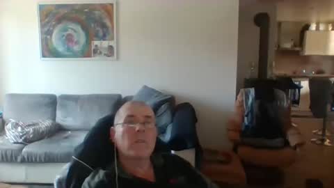 charles6064 online show from 11, 9, 2025