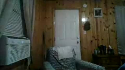 Snapshot of charlesb13 chatting on 8, 7, 2026 charlesb13 online show from 8, 7, 2026