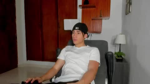 charley_morgan online show from 22, 2, 2025