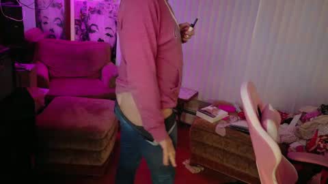 Snapshot of charli_girl chatting on 31, 1, 2025 Charli online show from 31, 1, 2025