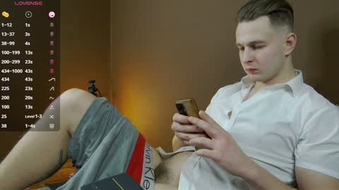 Snapshot of charlie_smiley chatting on 3, 12, 2024 Charlie Smiley online show from 3, 12, 2024