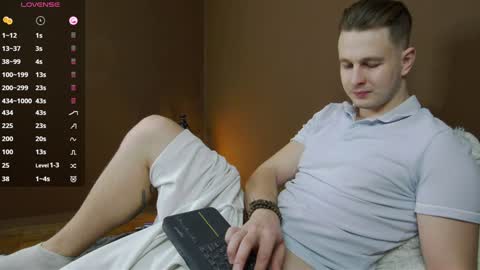 Snapshot of charlie_smiley chatting on 5, 12, 2024 Charlie Smiley online show from 5, 12, 2024