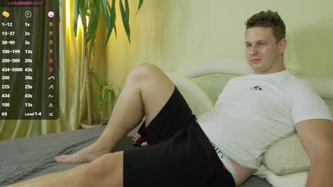 Snapshot of charlie_smiley chatting on 10, 9, 2025 Charlie Smiley online show from 10, 9, 2025