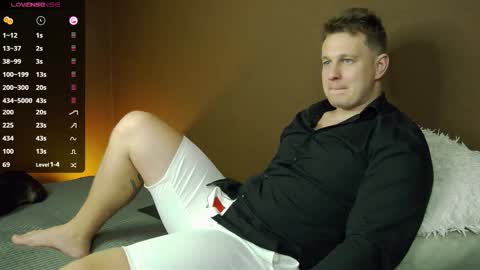 Snapshot of charlie_smiley chatting on 28, 9, 2025 Charlie Smiley online show from 28, 9, 2025