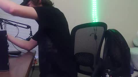 Snapshot of charlied09302 chatting on 22, 12, 2025 char sexiness online show from 22, 12, 2025