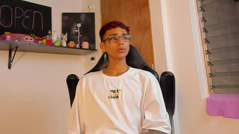 Snapshot of charlieerusso chatting on 24, 12, 2024 Charles Russo online show from 24, 12, 2024