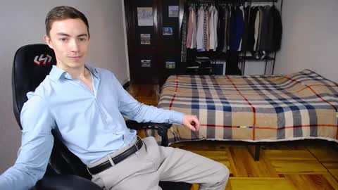 carlos reyes online show from 18, 2, 2025