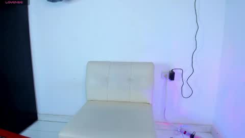 Snapshot of charlietaylorr__ chatting on 28, 4, 2026 Charlie online show from 28, 4, 2026