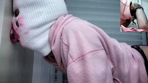 Snapshot of charliethroat chatting on 22, 2, 2026 Charlie Throat online show from 22, 2, 2026