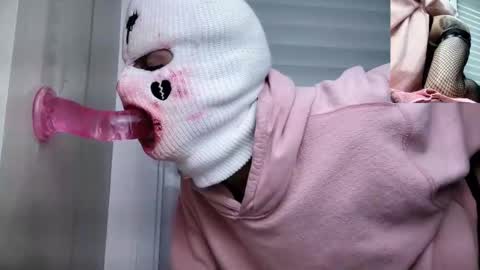 Snapshot of charliethroat chatting on 25, 2, 2026 Charlie Throat online show from 25, 2, 2026