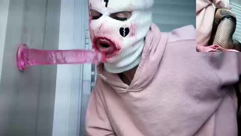 Snapshot of charliethroat chatting on 26, 2, 2026 Charlie Throat online show from 26, 2, 2026