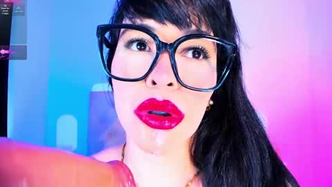 Charloott Evans online show from 8, 3, 2025