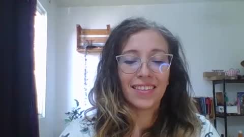 Snapshot of charlot_ponze chatting on 9, 2, 2026 charlott online show from 9, 2, 2026