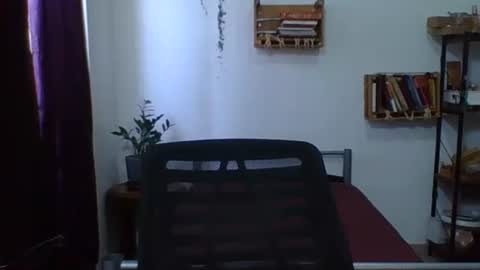 Snapshot of charlot_ponze chatting on 2, 5, 2026 charlott online show from 2, 5, 2026