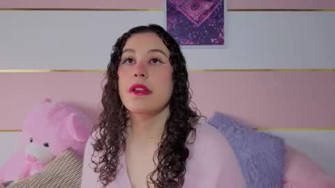 Snapshot of charlote__miller chatting on 16, 12, 2025 You honey online show from 16, 12, 2025