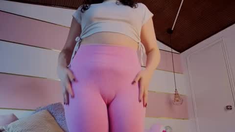 Snapshot of charlote__miller chatting on 19, 1, 2026 You honey online show from 19, 1, 2026