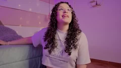 Snapshot of charlote__miller chatting on 18, 2, 2026 You honey online show from 18, 2, 2026