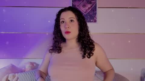 Snapshot of charlote__miller chatting on 27, 2, 2026 You honey online show from 27, 2, 2026